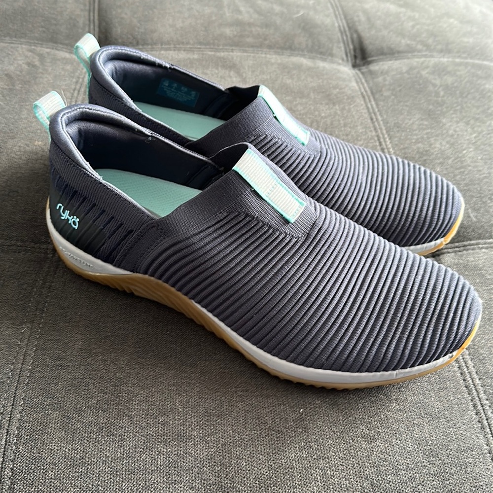 Women’s RYKA size 11 slip on shoes, navy blue, like new